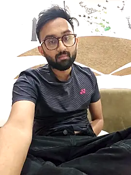 Snapshot of love4shownude chatting on March 17, 5:27 pm love4shownude online show from March 17, 5:27 pm