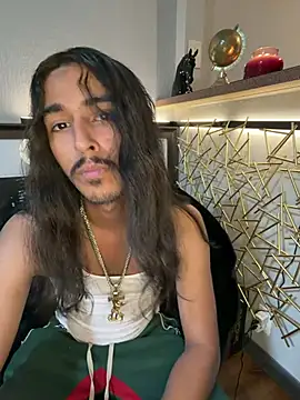 Snapshot of jrrichforever chatting on January 10, 7:15 pm jrrichforever online show from January 10, 7:15 pm