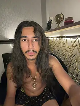 Snapshot of jrrichforever chatting on January 11, 8:41 am jrrichforever online show from January 11, 8:41 am