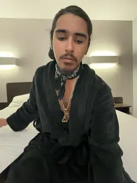 Snapshot of jrrichforever chatting on March 12, 2:29 am jrrichforever online show from March 12, 2:29 am