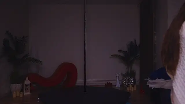 KittyCaitlin online show from February 1, 7:01 pm