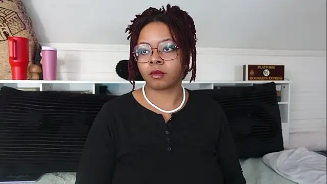 -khayaparker online show from January 9, 1:58 pm