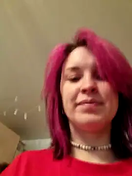 LazyTanukii online show from December 2, 4:53 am