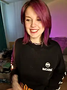 LazyTanukii online show from January 17, 4:17 am