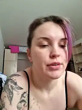 LazyTanukii online show from January 29, 4:05 am