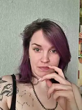 LazyTanukii online show from March 11, 12:06 pm