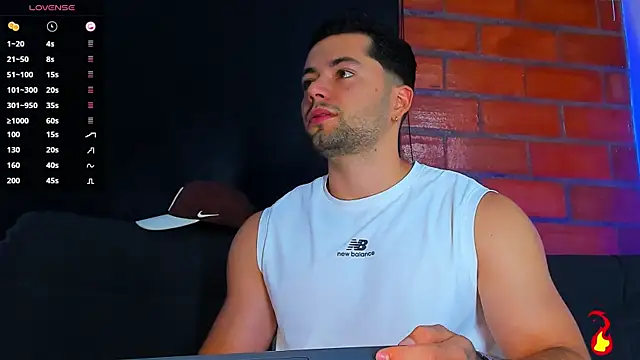 Snapshot of vanegas_luis chatting on July 18, 1:15 pm vanegas luis online show from July 18, 1:15 pm
