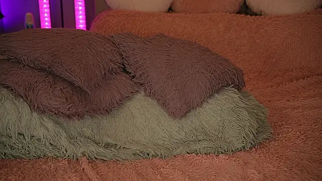 VickySecret96 online show from February 26, 5:56 pm