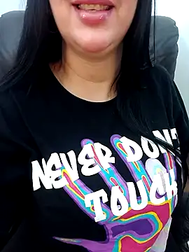 Snapshot of Queen_sousou chatting on February 7, 12:20 am Queen sousou online show from February 7, 12:20 am