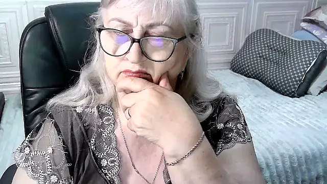 LolkaAlyss online show from April 19, 3:55 pm