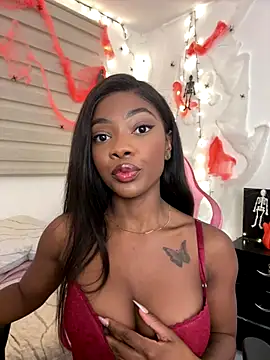 Snapshot of Vane_Rossee chatting on October 22, 12:11 am Vane Rossee online show from October 22, 12:11 am