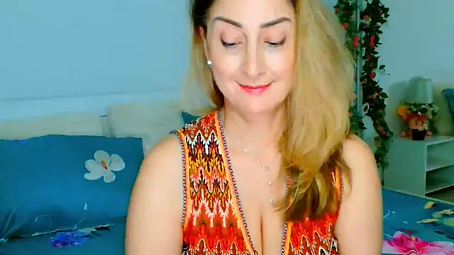 Tyana40 online show from March 19, 5:41 am