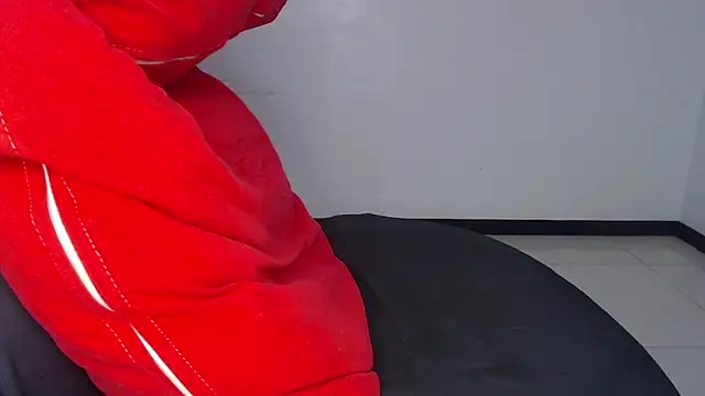 SweetLight online show from January 17, 12:10 am