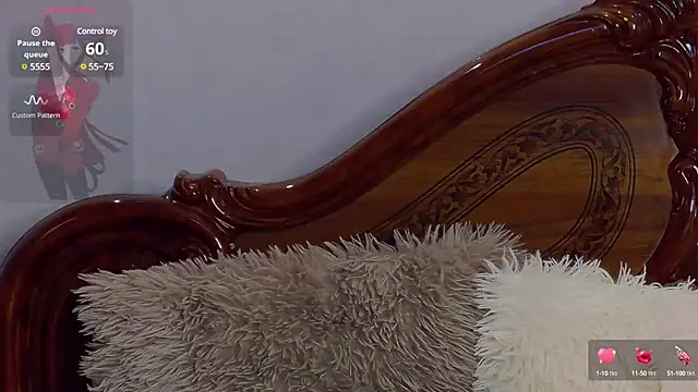 Snapshot of NicolePlay chatting on March 12, 6:40 am NicolePlay online show from March 12, 6:40 am