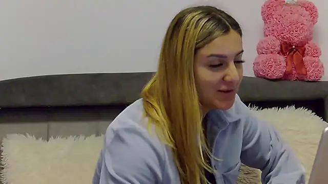 NicolePlay online show from March 30, 6:36 am