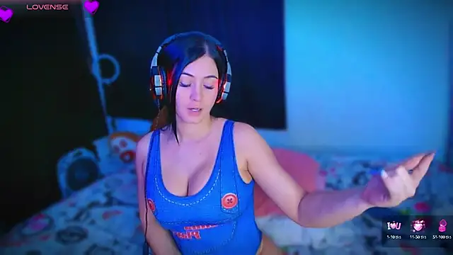 Mishukitty online show from October 9, 2:59 pm