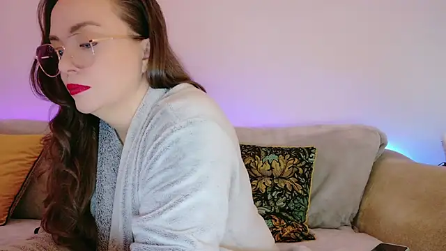FemDom RubyKnightXXO online show from December 10, 12:27 pm