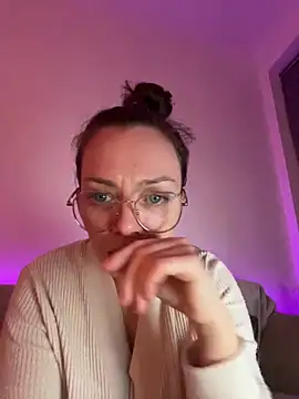 FemDom RubyKnightXXO online show from December 12, 4:32 pm