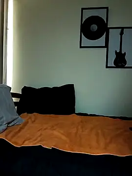 Snapshot of towers_j chatting on November 21, 4:38 pm towers j online show from November 21, 4:38 pm