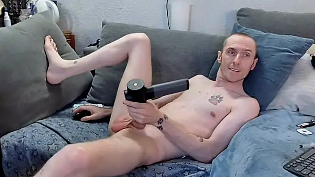 pyrowuff online show from April 23, 1:51 am