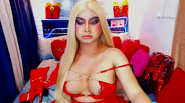 TsGoddessNhicolle online show from January 21, 3:43 pm