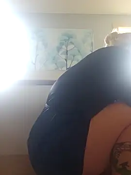 Mostlikely2suckseed88 online show from March 5, 9:55 pm