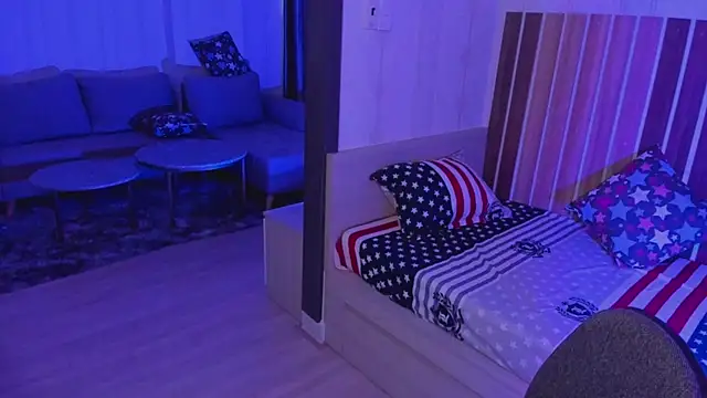 Dora Banks online show from January 17, 3:23 am