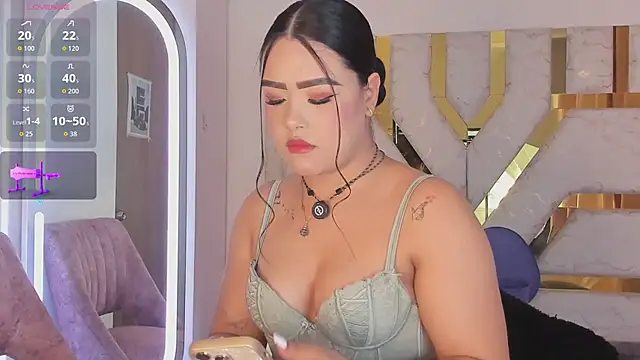 sophy champagne online show from April 22, 1:08 am