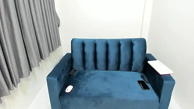 Snapshot of Raamoss chatting on February 3, 6:56 am Raamoss online show from February 3, 6:56 am