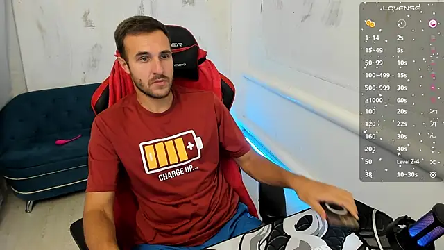 Snapshot of Raamoss chatting on March 17, 12:46 pm Raamoss online show from March 17, 12:46 pm