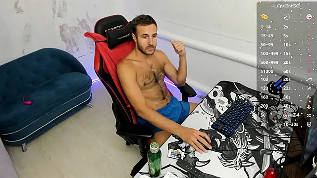 Snapshot of Raamoss chatting on March 18, 11:08 am Raamoss online show from March 18, 11:08 am