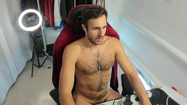 Snapshot of Raamoss chatting on October 9, 8:07 pm Raamoss online show from October 9, 8:07 pm