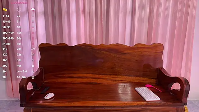 Snapshot of Raamoss chatting on November 21, 8:13 am Raamoss online show from November 21, 8:13 am