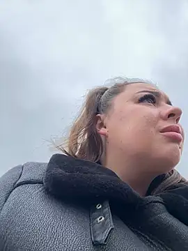 Sara Slow online show from December 22, 10:38 am