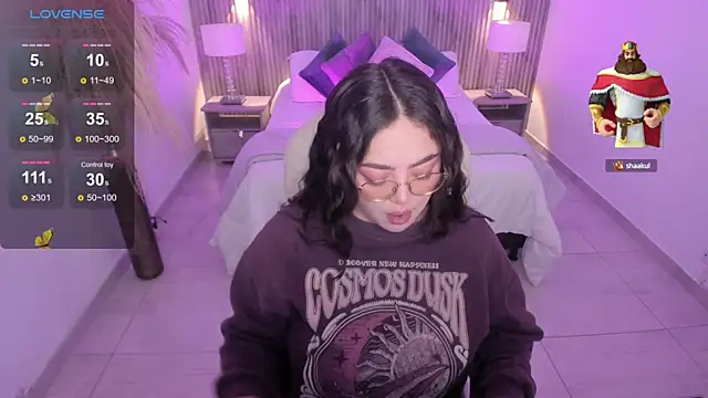 emmy walker online show from October 11, 11:09 am