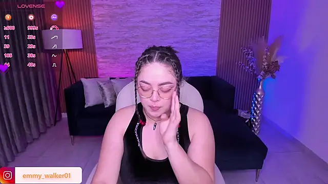 emmy walker online show from December 2, 11:04 am