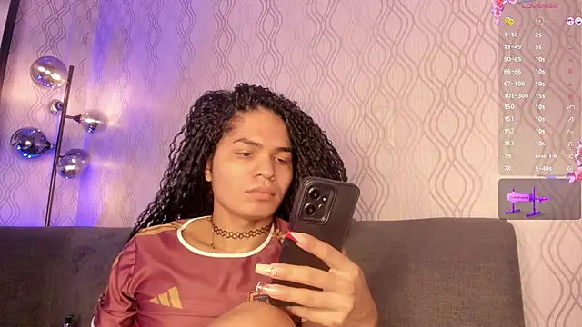 vennus1  online show from February 3, 2:45 pm