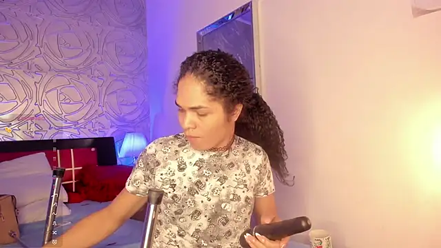 vennus1  online show from February 21, 2:38 pm