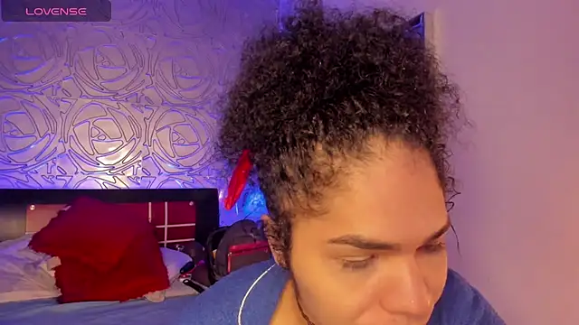 vennus1  online show from March 5, 1:39 pm