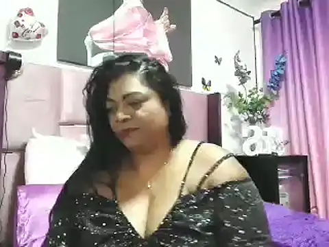 IndianDelia online show from February 19, 9:58 pm