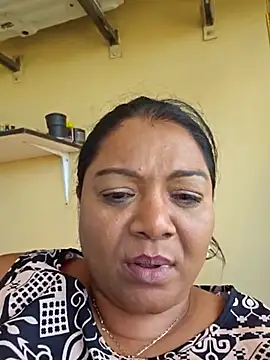 IndianDelia online show from February 24, 1:42 pm