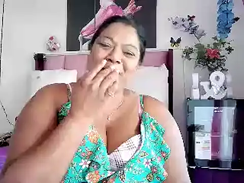 IndianDelia online show from March 9, 2:43 pm