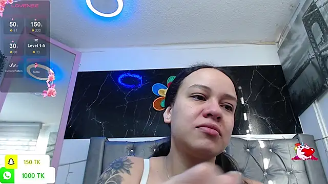 LAILAGUMMY online show from November 8, 11:32 am