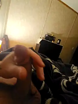 Snapshot of Advocate_420 chatting on December 5, 3:59 am Advocate 420 online show from December 5, 3:59 am