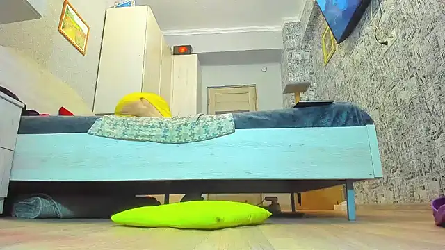 Snapshot of DUSSY_PUSSY chatting on December 24, 3:38 am DUSSY PUSSY online show from December 24, 3:38 am