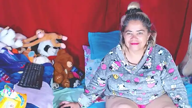 Snapshot of estrellita_fugaz16x chatting on October 16, 2:56 am estrellita fugaz16x online show from October 16, 2:56 am