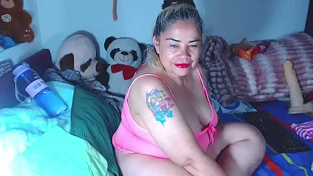 Snapshot of estrellita_fugaz16x chatting on July 1, 4:14 am estrellita fugaz16x online show from July 1, 4:14 am