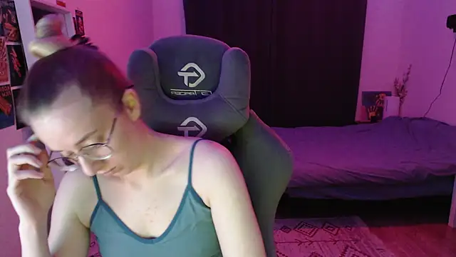 AnabelFrel online show from April 12, 12:04 am