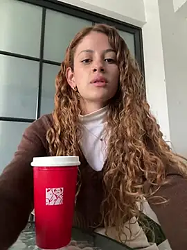 alana15 online show from January 12, 8:25 pm