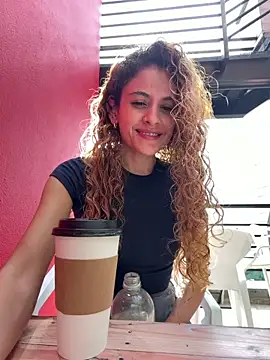 alana15 online show from April 7, 9:48 pm